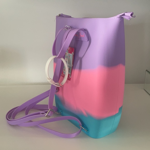 Step by Step. Hello Kitty Jelly backpack. - Picture 2 of 5